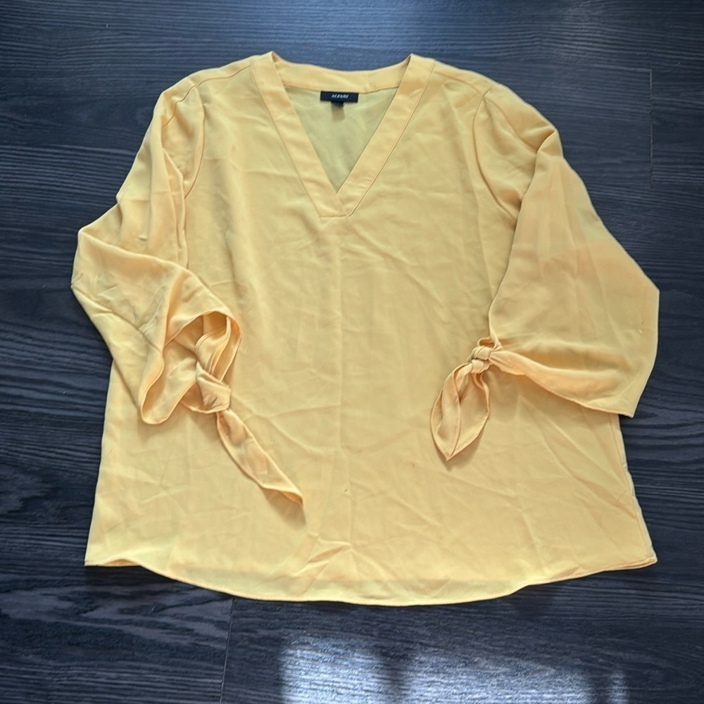 🍍ALFANI BLOUSE - tie sleeves🍍size large🍍B-1